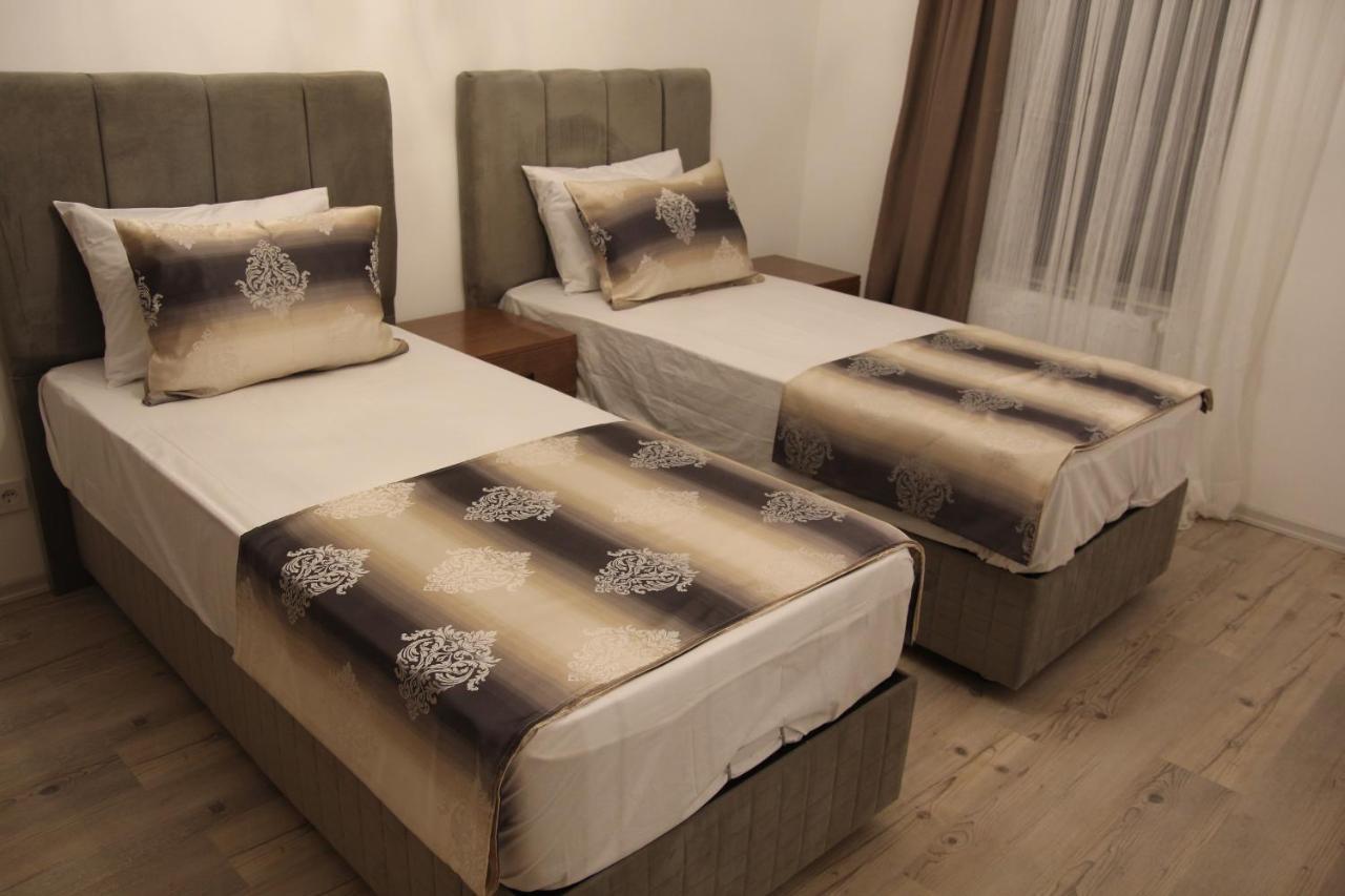 Kispet Deluxe Hotels&Suites Oberhausen  Eksteriør billede