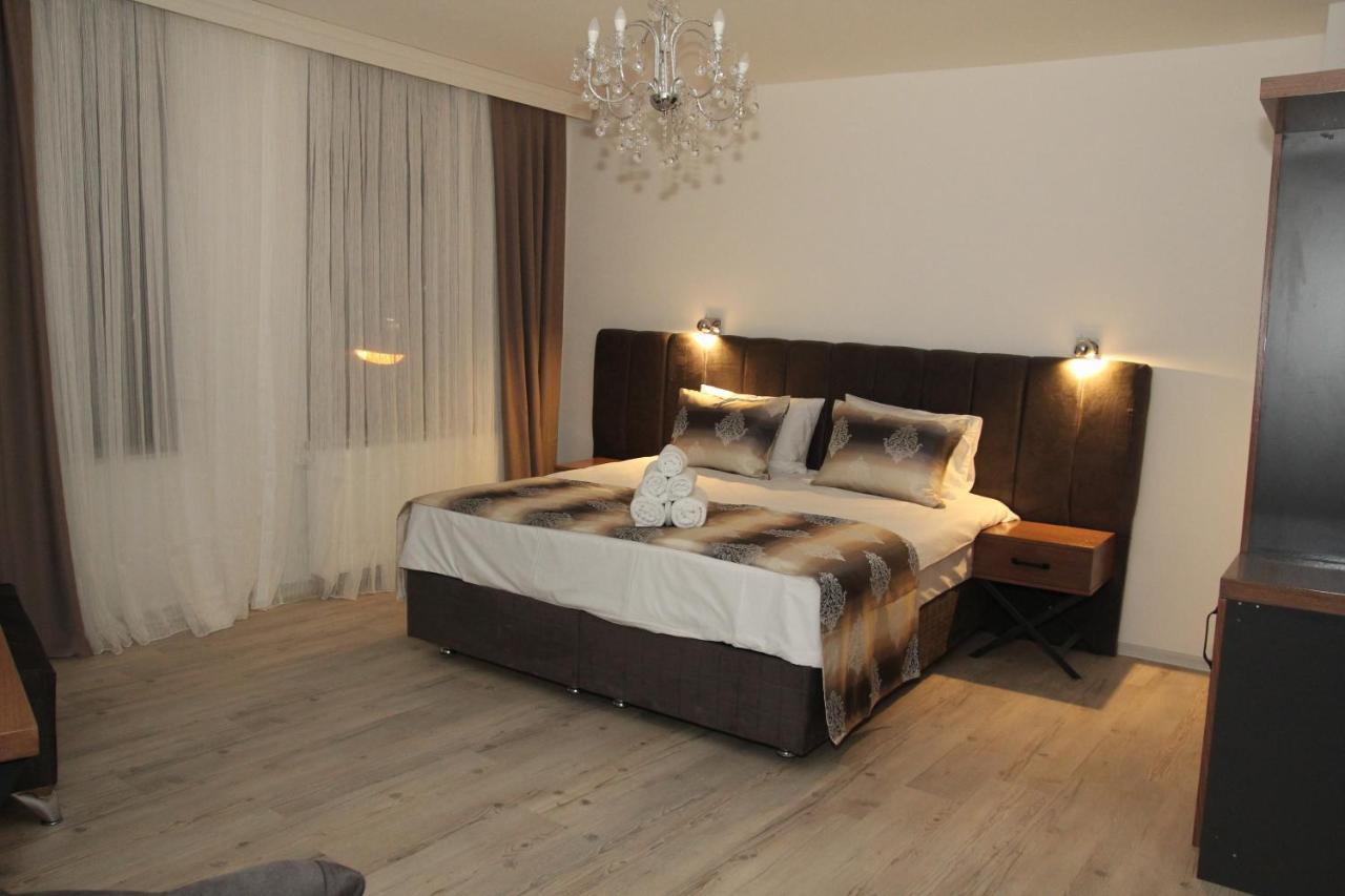 Kispet Deluxe Hotels&Suites Oberhausen  Eksteriør billede