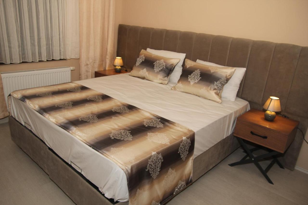Kispet Deluxe Hotels&Suites Oberhausen  Eksteriør billede