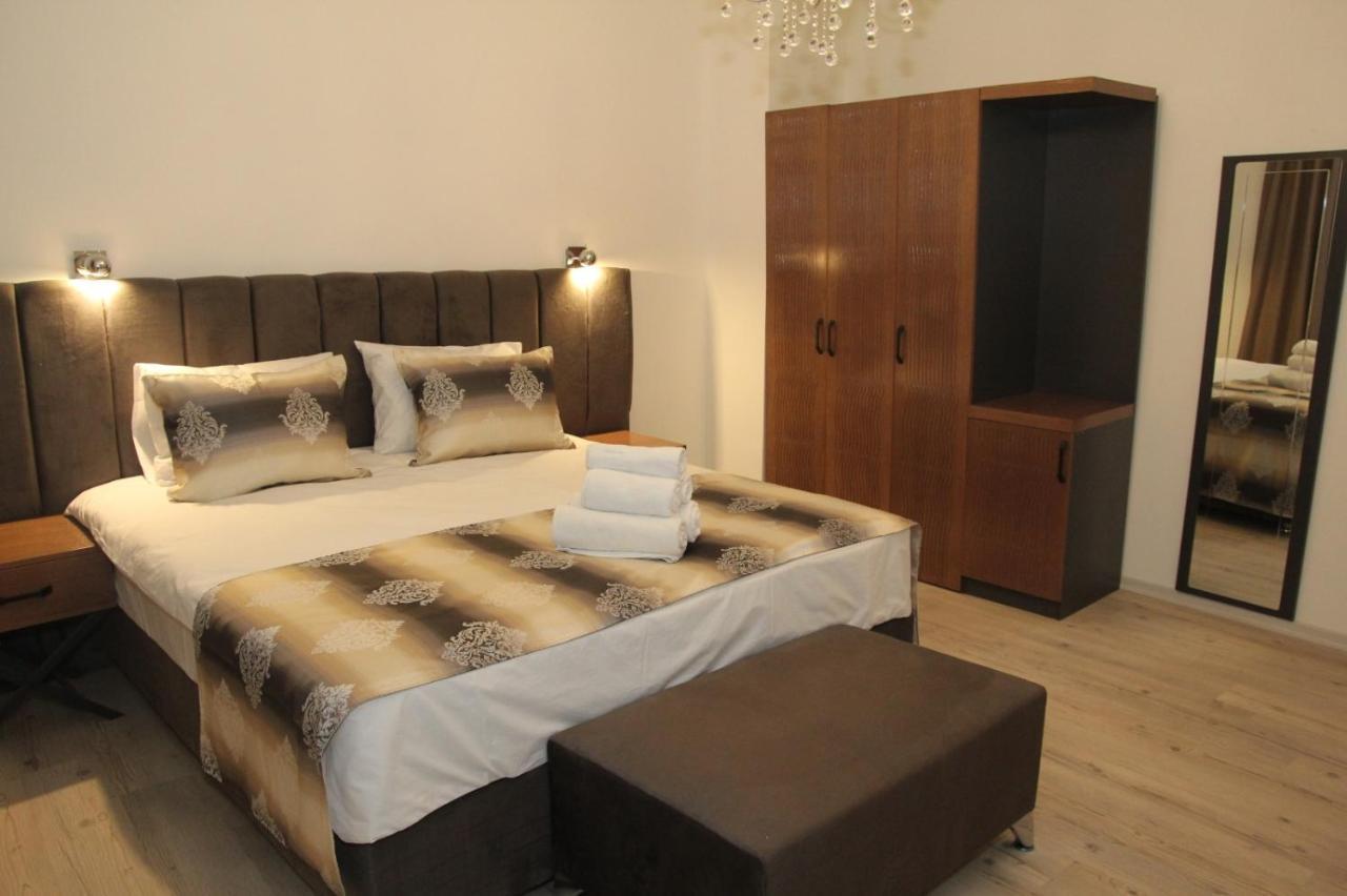 Kispet Deluxe Hotels&Suites Oberhausen  Eksteriør billede