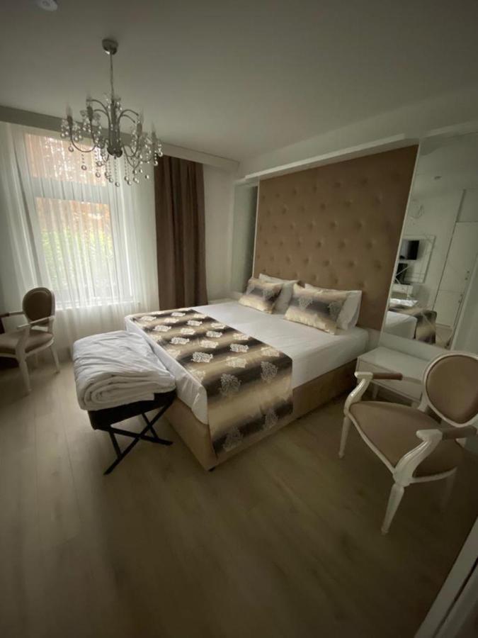 Kispet Deluxe Hotels&Suites Oberhausen  Eksteriør billede