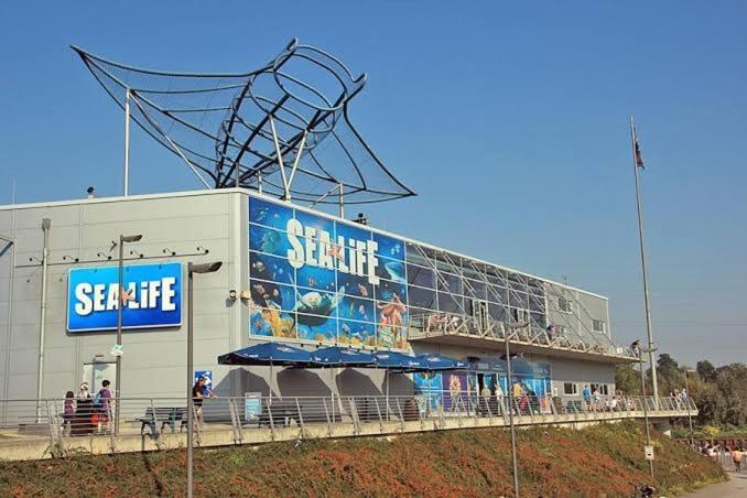 Kispet Deluxe Hotels&Suites Oberhausen  Eksteriør billede