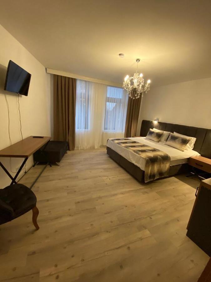 Kispet Deluxe Hotels&Suites Oberhausen  Eksteriør billede